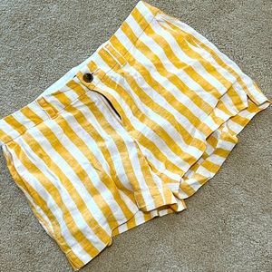 Old Navy shorts! Size 6!